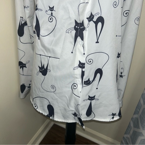 Cat print button down long sleeve shirt - Picture 3 of 7